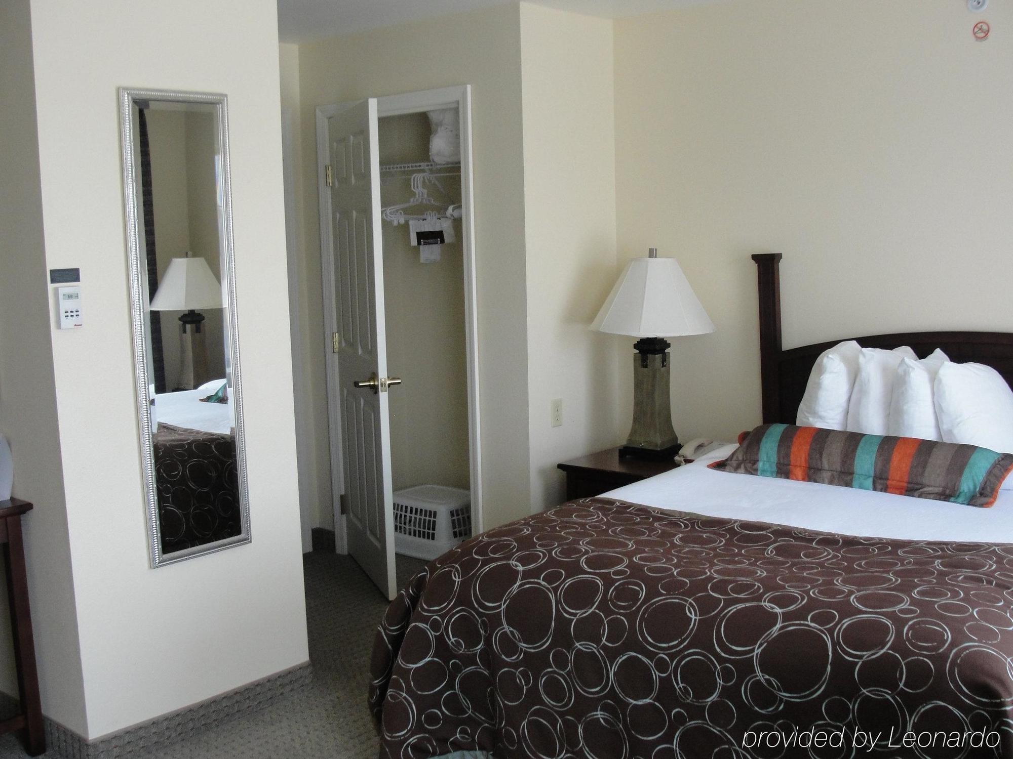 Staybridge Suites Lansing-Okemos, An Ihg Hotel Ngoại thất bức ảnh